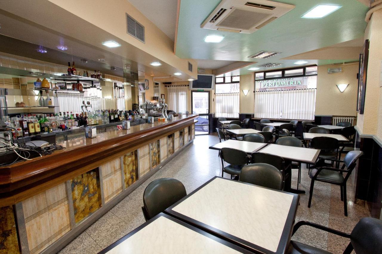 Hostal San Miguel Ponferrada Bagian luar foto